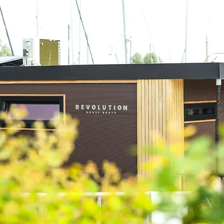 Revolution Houseboat *